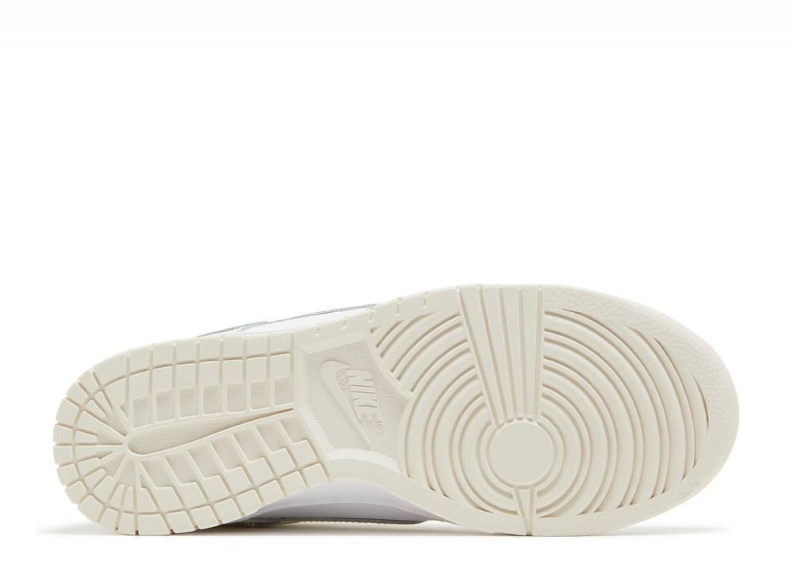 DUNK LOW COCONUT MILK W image 4