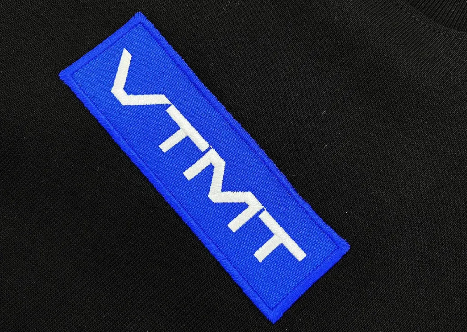 VTMT BOX LOGO BLACK image 2