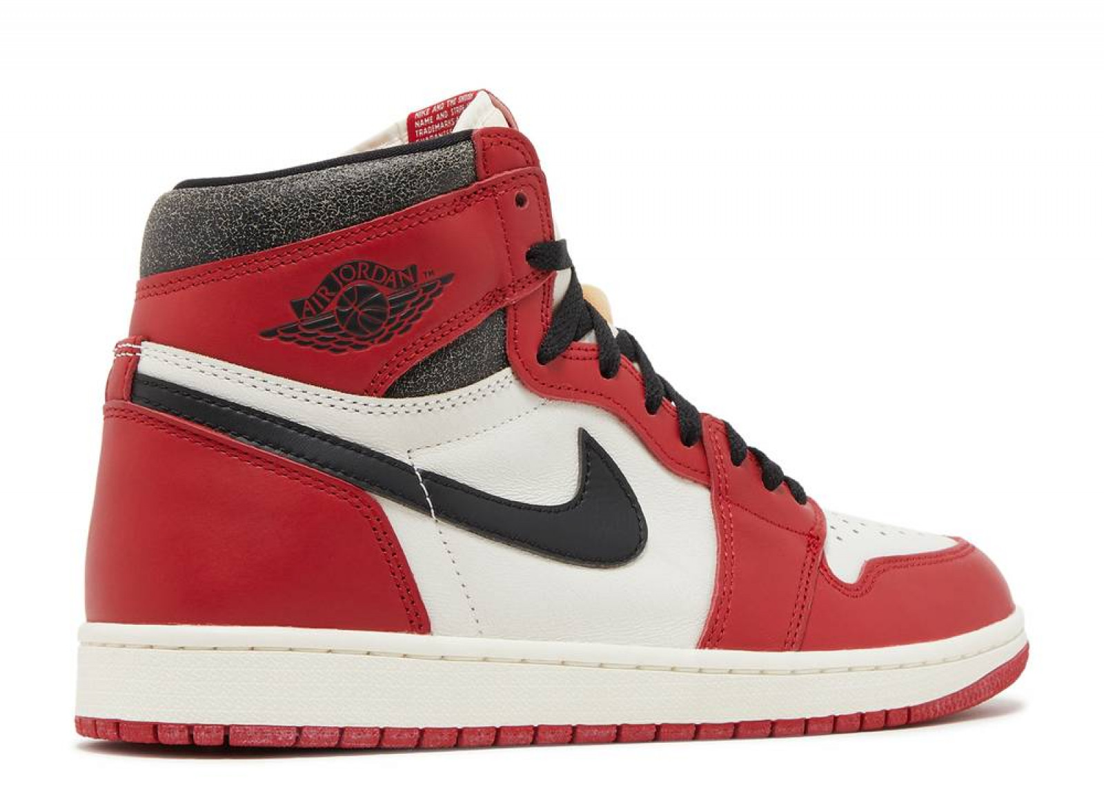 AIR JORDAN 1 RETRO HIGH OG CHICAGO LOST & FOUND image 3