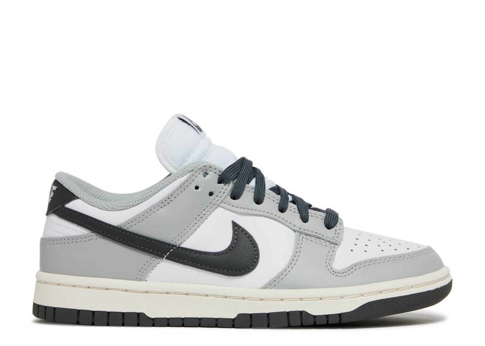 DUNK LOW LIGHT SMOKE GREY (W) image 1