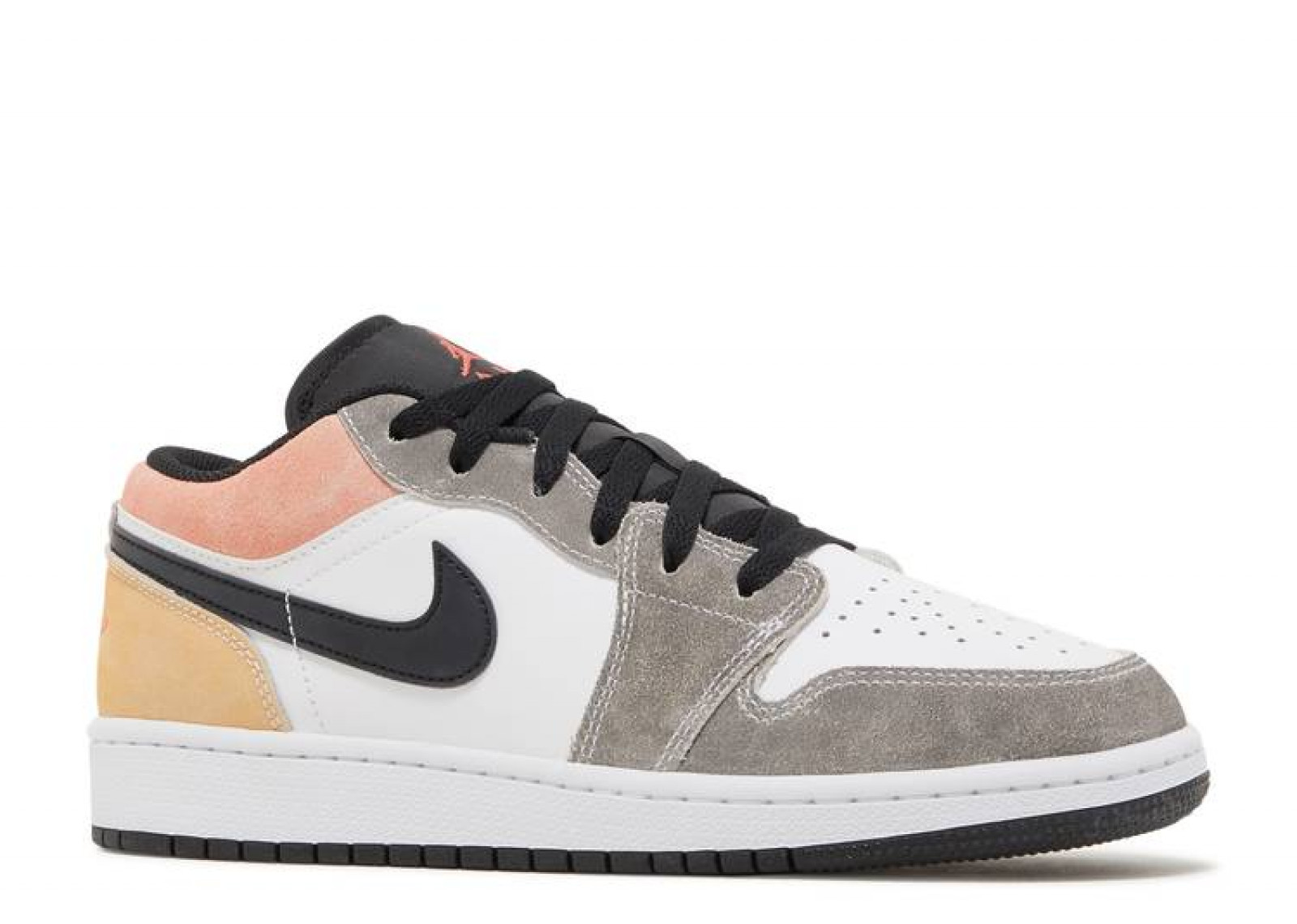 AIR JORDAN 1 LOW SE FLIGHT CLUB image 2