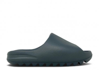 YEEZY SLIDES SLATE GREY